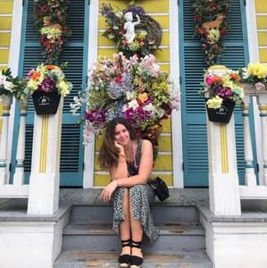 Meet your Posher, Carlota